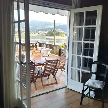 Casa De Madera Sobre El Mar Holiday home