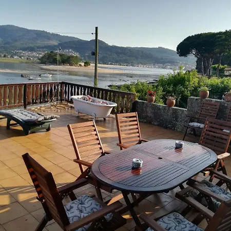 Prázdninový dům Casa De Madera Sobre El Mar *