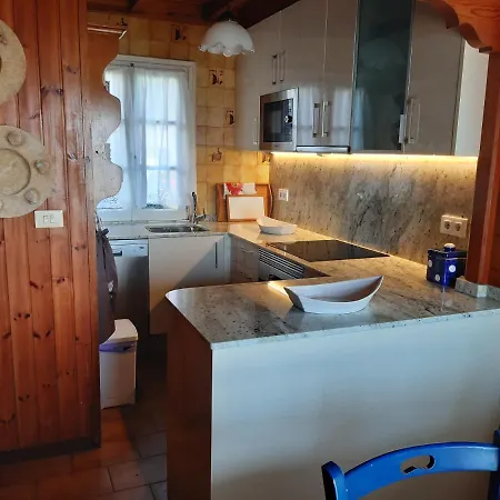 Casa De Madera Sobre El Mar Holiday home Nigran